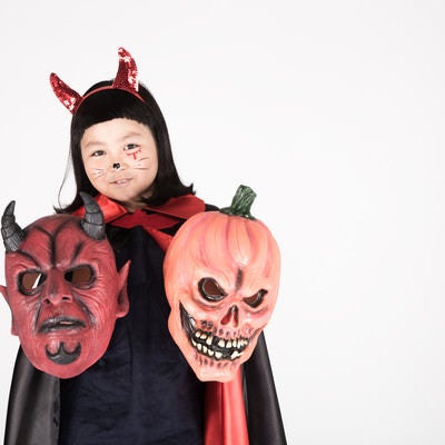 あなたが落としたハロウィン用マスクはどっち？の写真