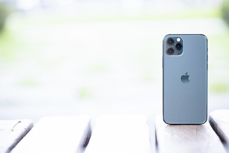 iPhone 11 Pro（ミッドナイトグリーン）の写真