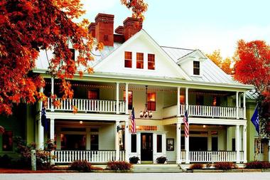 Warren, VT - Romantic Pitcher Inn in Vermont - 5 hours 10 minutes