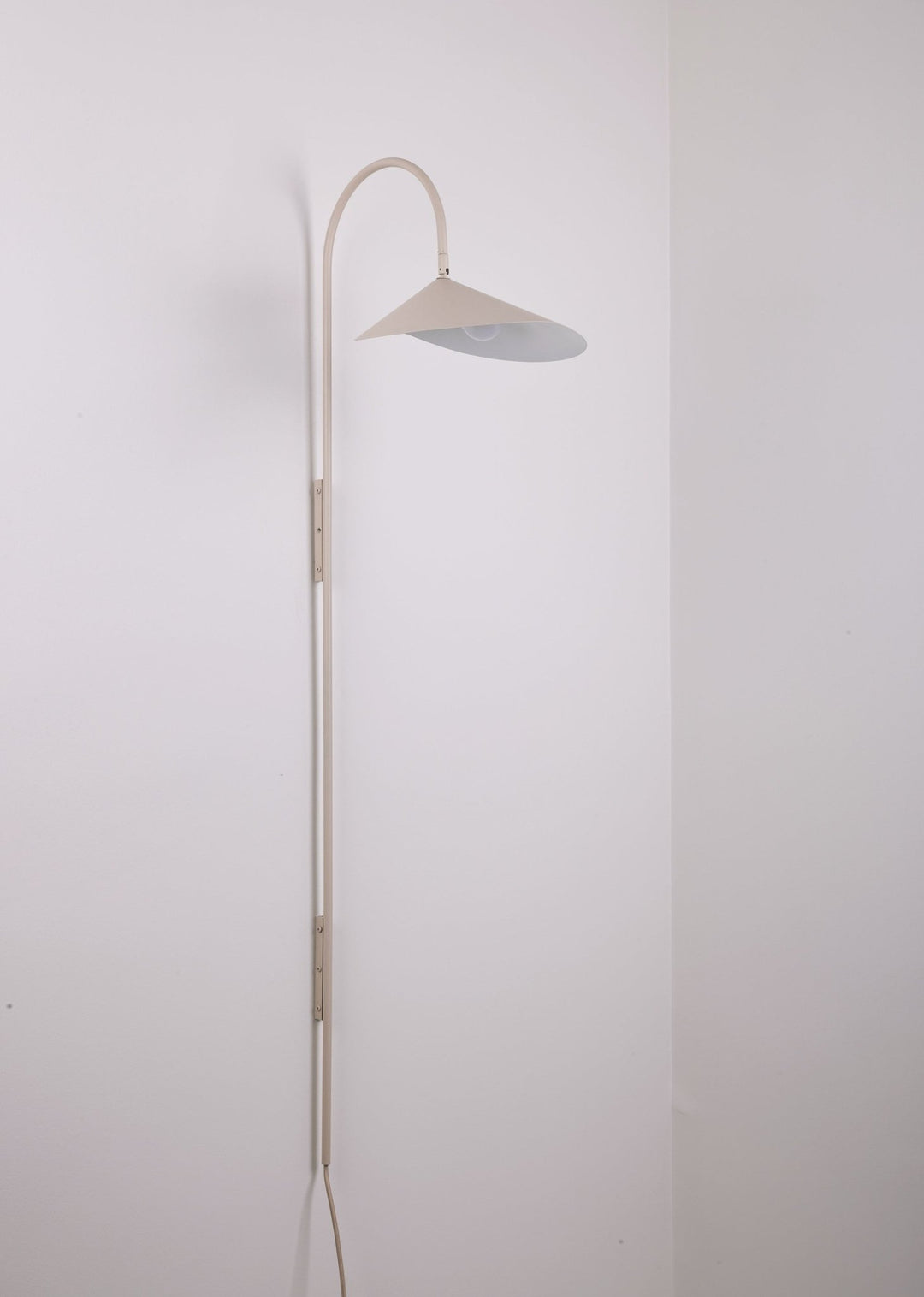 Arum Swivel Wall Light - Vakkerlight