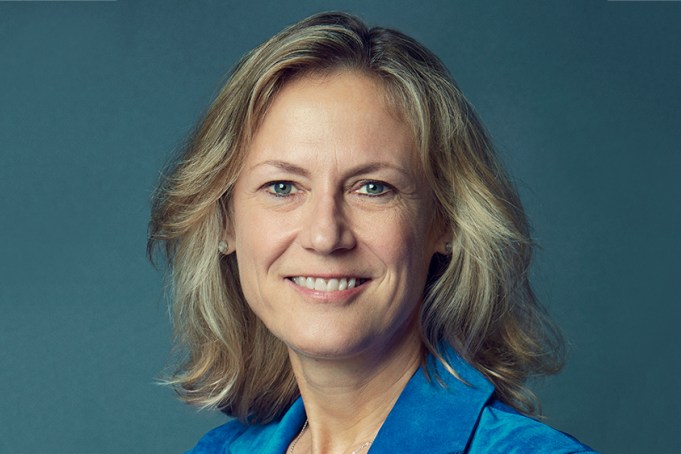 Ann Sarnoff Headshot