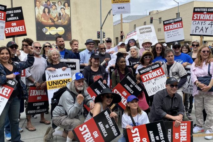 ER writer crew reunion group shot May 30, 2023 warner bros. burbank