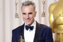 HOLLYWOOD, CA - FEBRUARY 24:  Actor Daniel Day-Lewis, winner of the Best Actor award for "Lincoln," poses in the press room during the Oscars held at Loews Hollywood Hotel on February 24, 2013 in Hollywood, California.  (Photo by Jason Merritt/Getty Images)