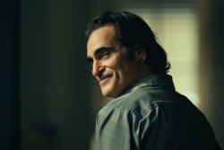 JOKER: FOLIE A DEUX, (aka JOKER 2), Joaquin Phoenix as Arthur Fleck, 2024. © Warner Bros. / Courtesy Everett Collection