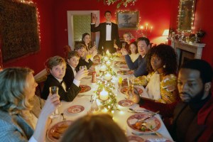 SILENT NIGHT, clockwise from bottom left: Lucy Punch, Hardy Griffin Davis, Roman Griffin Davis, Gilby Griffin Davis, Keira Knightley, Matthew Goode, Annabelle Wallis, Davida McKenzie, Rufus Jones, Kirby Howell-Baptiste, Sope Dirisu, 2021. ph: Robert Viglasky / © RLJE Films / Courtesy Everett Collection