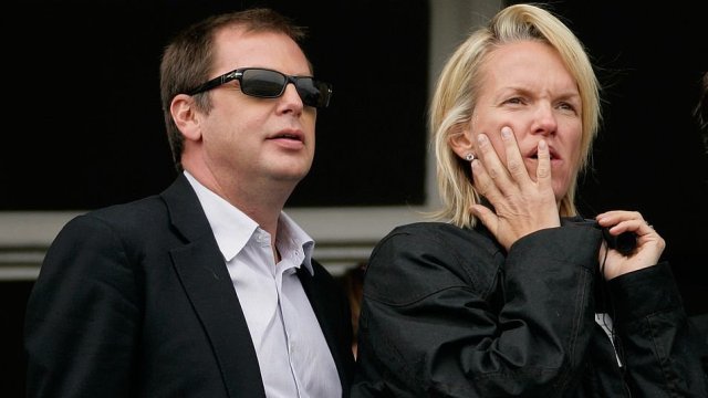 Article thumbnail: CHELTENHAM, UNITED KINGDOM - MARCH 18: (EMBARGOED FOR PUBLICATION IN UK NEWSPAPERS UNTIL 48 HOURS AFTER CREATE DATE AND TIME) Matthew Freud and wife Elisabeth Murdoch watching the racing on day 3 of the Cheltenham Horse Racing Festival on March 18, 2010 in Cheltenham, England. (Photo by Indigo/Getty Images)