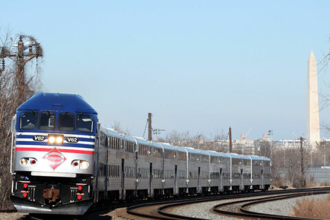 Freight trains to blame for unpredictable delays on MARC, VRE