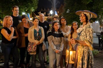 WATCH: Old Town Alexandria Colonial Ghost Tours offer spooky fun for all ages