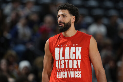 Wizards re-sign F Anthony Gill, who has played 4 seasons with Washington