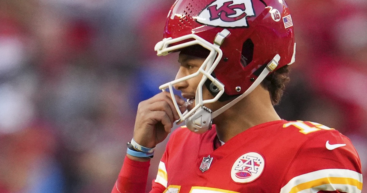 Image of Patrick Mahomes with mouth guard