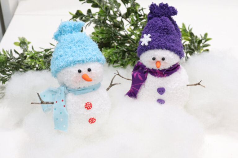 Fuzzy Sock Snowmen