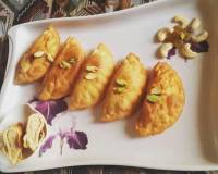 Semolina Gujiya Recipe