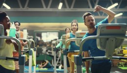 Aaron Paul in a commercial for vitaminwater.