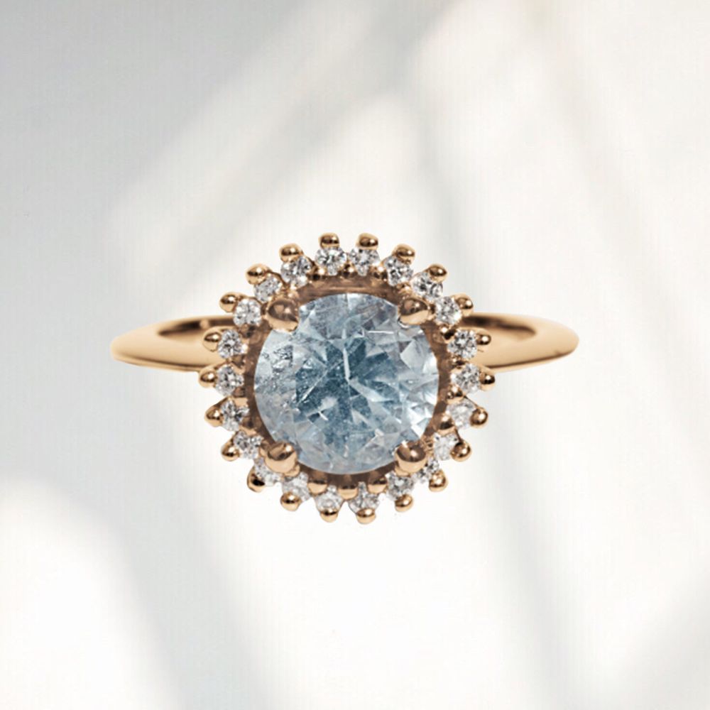 Aquamarine Engagement Rings: The Complete Guide