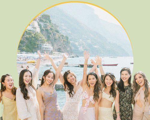 women on bachelorette party trip in Italy