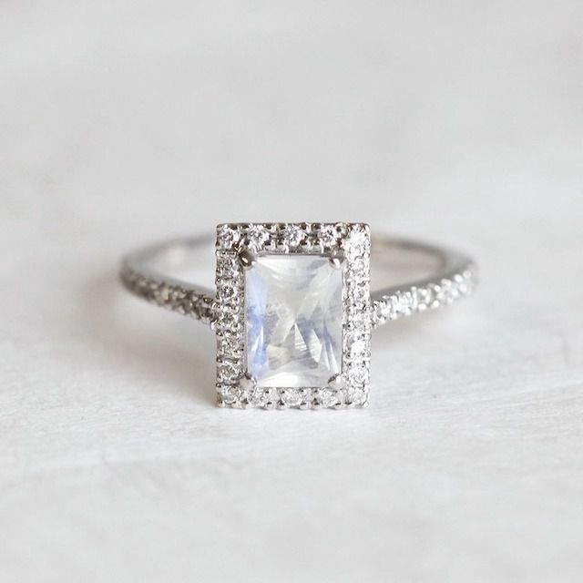 Capucinne Moonstone Engagement Ring