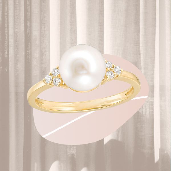 pearl engagement ring