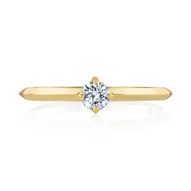 Simple solitaire diamond engagement ring