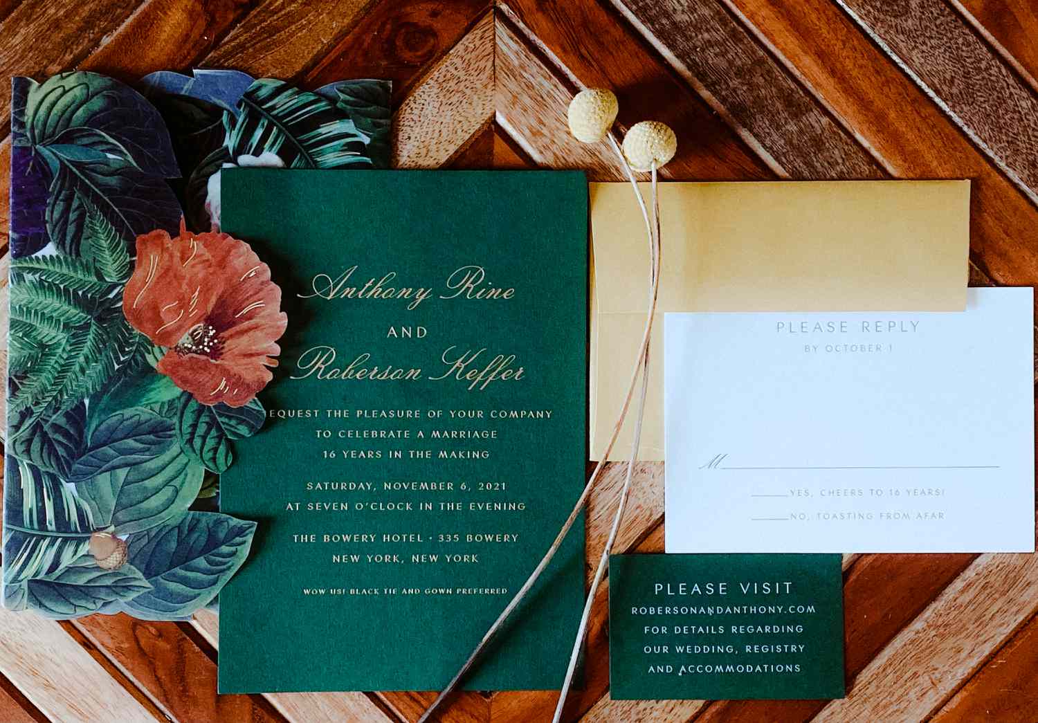 invitation suite in gold and green