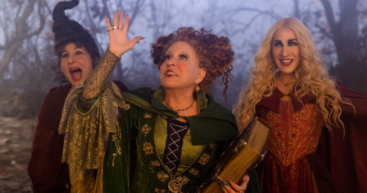 Kathy Najimy, Bette Midler, and Sarah Jessica Parker in Hocus Pocus 2