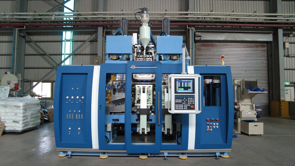 FKI Molds a Greener Future for Plastic Machinery