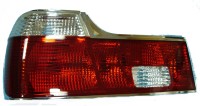 E32 TAIL LAMP