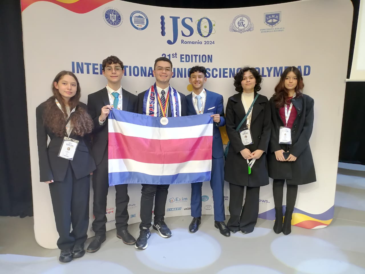 Costa Rica brilla en la IJSO 2024: Sebastián Sánchez Vargas Gana Medalla de Bronce en la Olimpiada Internacional Junior de Ciencias en Bucarest, Rumania