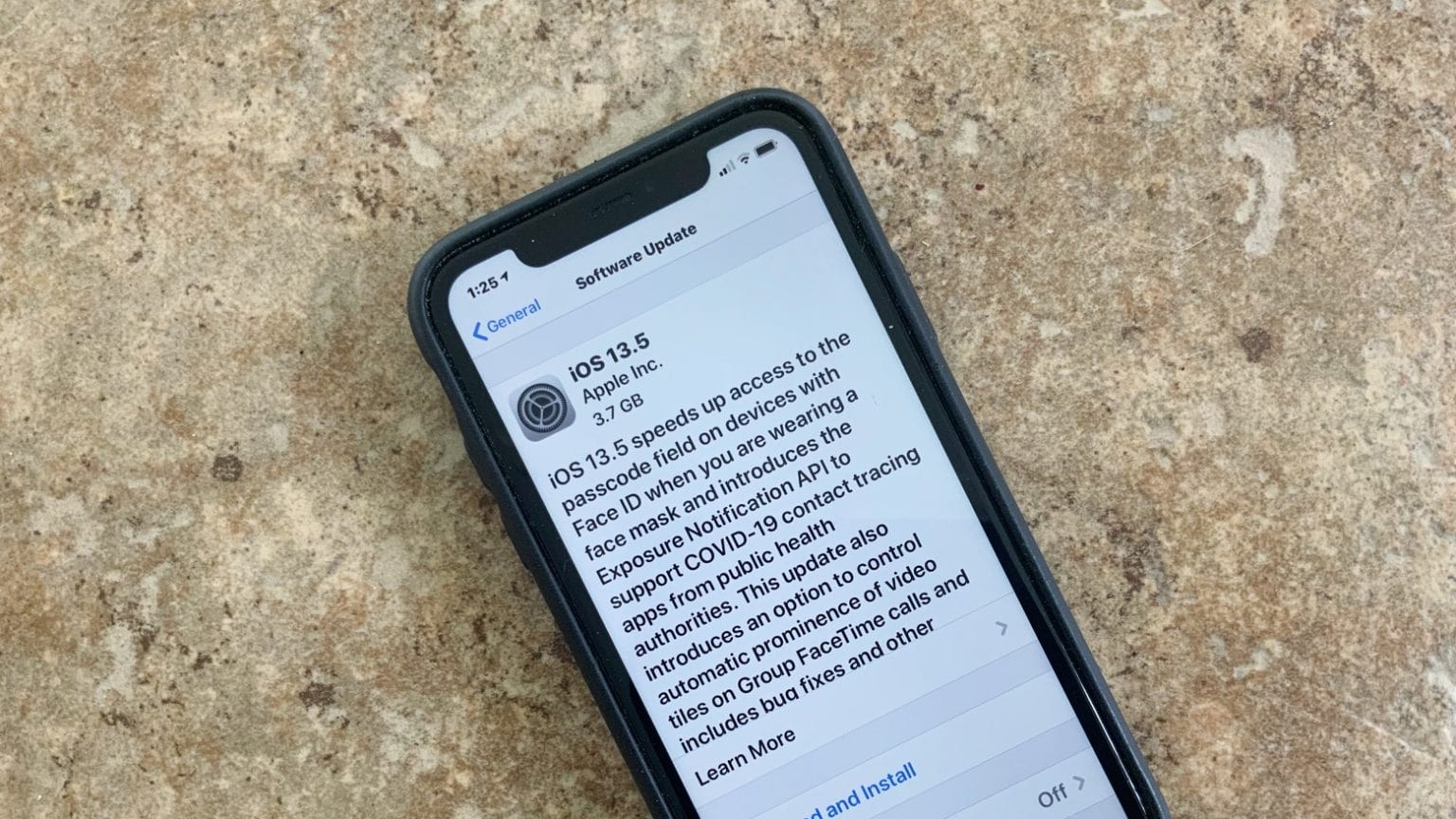 iOS 13.5 golden master is available only to developers.