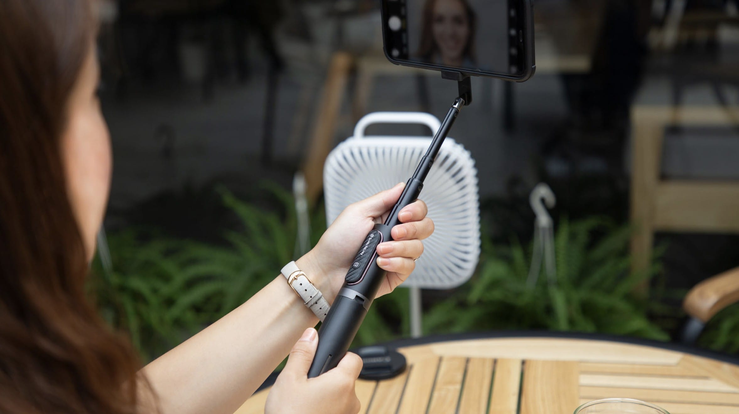 EasySelfie stick for iPhone