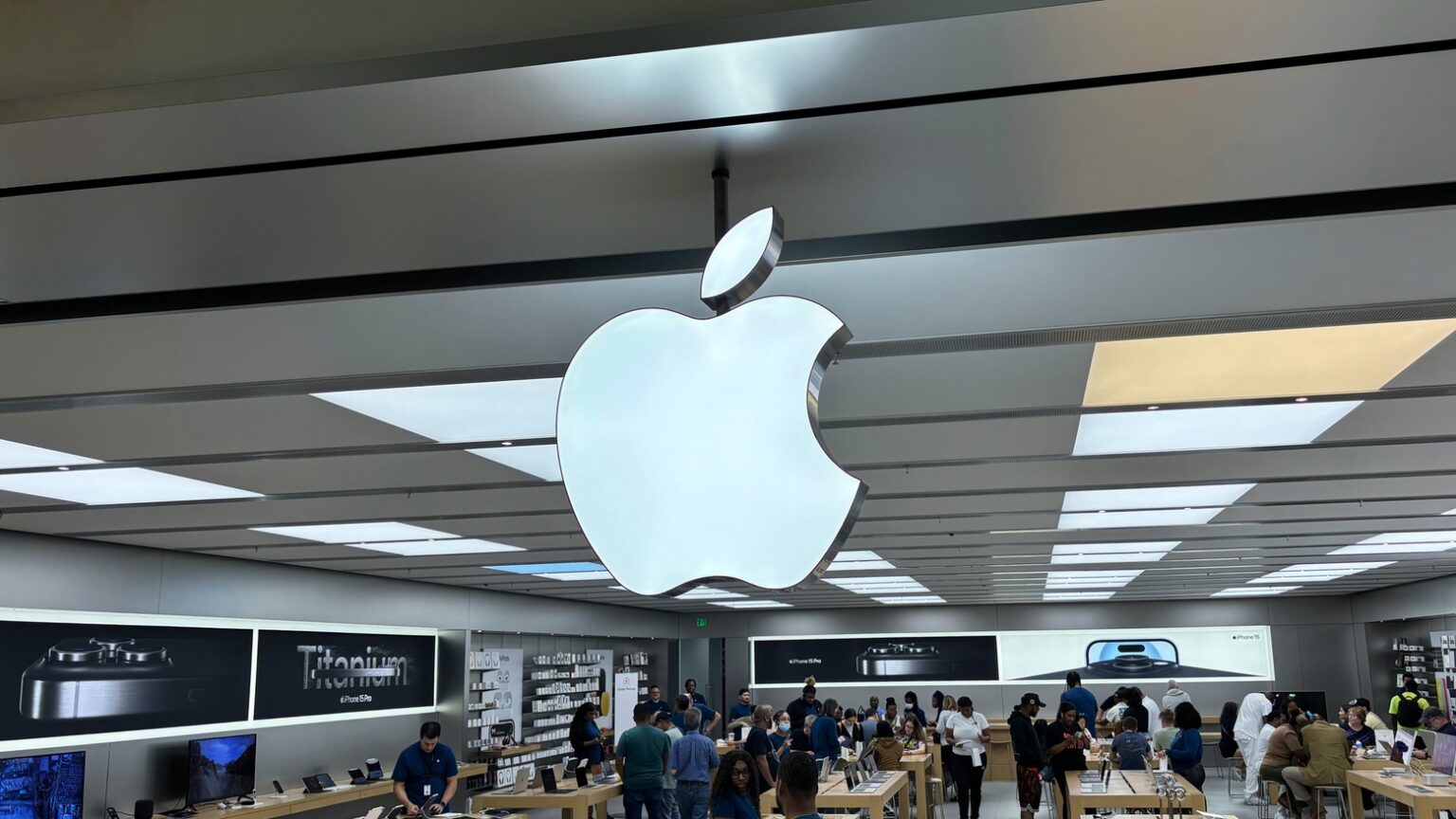 Apple store logo