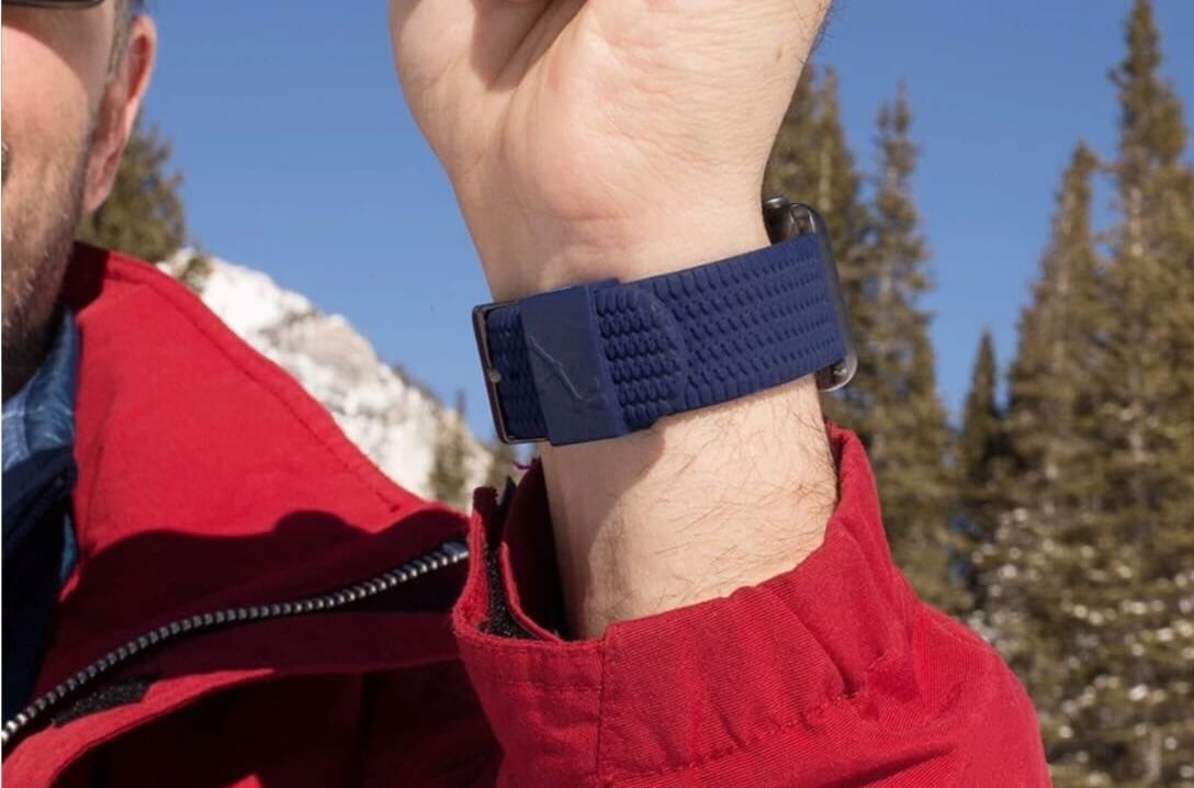 Carterjett tire tread Apple Watch band in navy