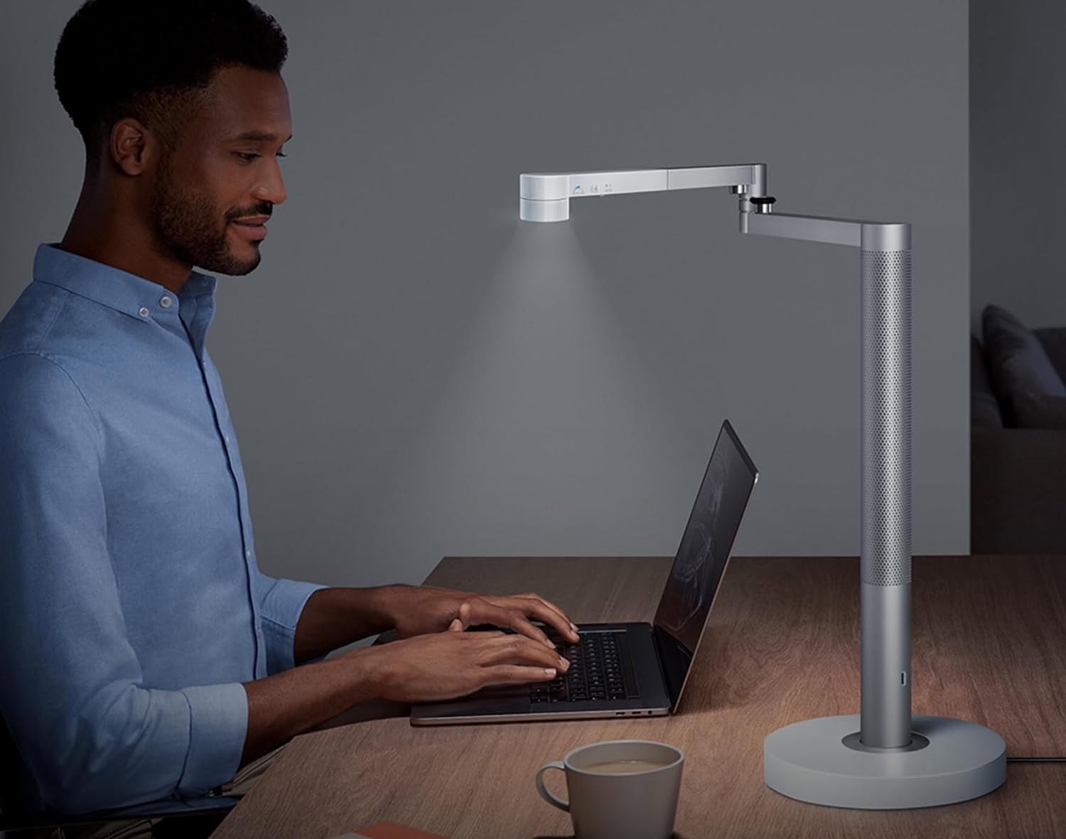 Dyson Solarcycle Morph Desk Light-2