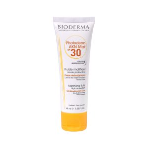 Bioderma Photoderm AKN Mat SPF 30 Mattifying Anti-Blemish Sunscreen 40ml