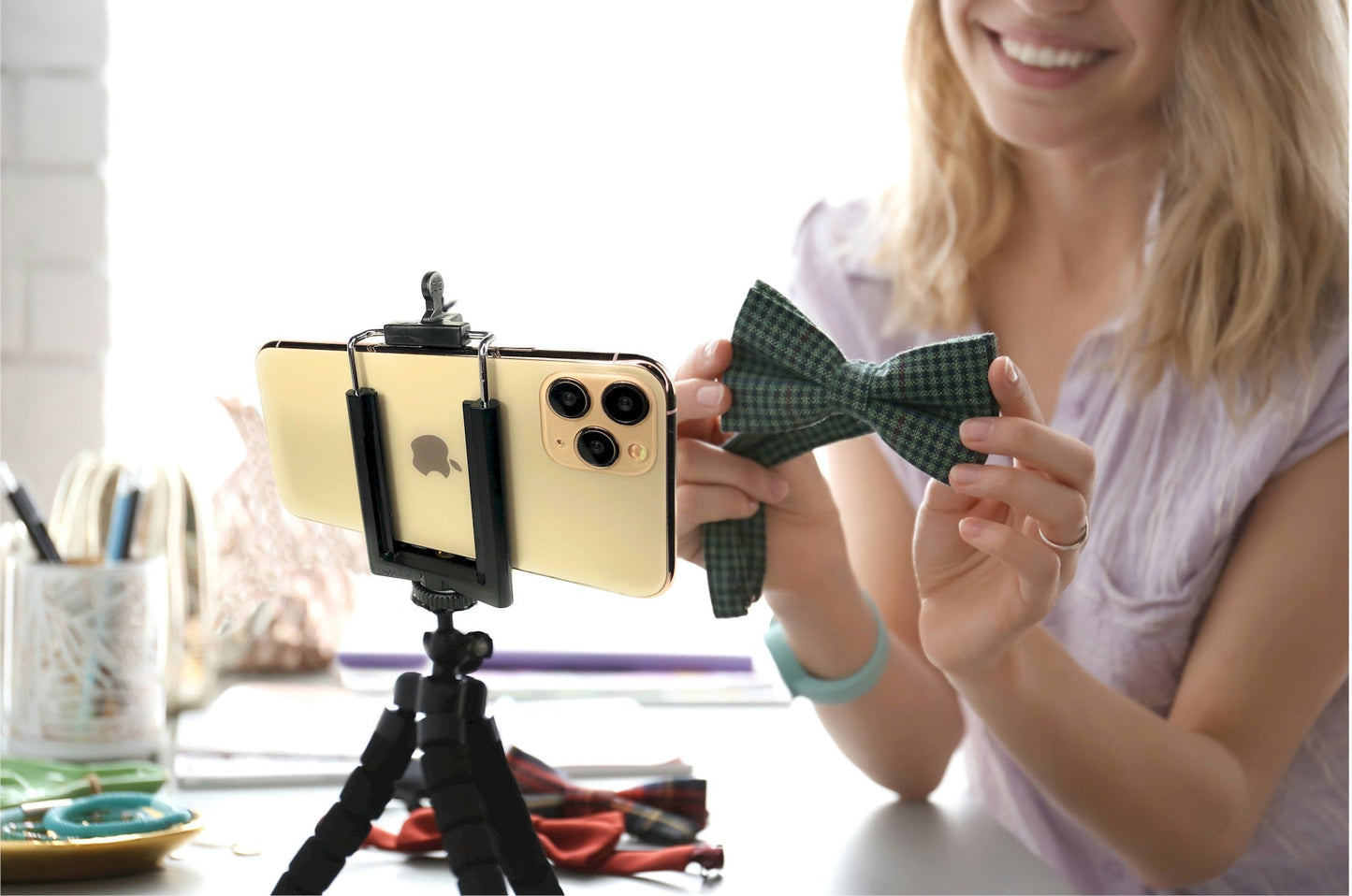 smartphone tripod mount