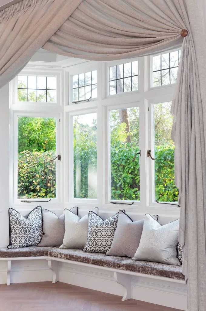 bay window curtain treatments