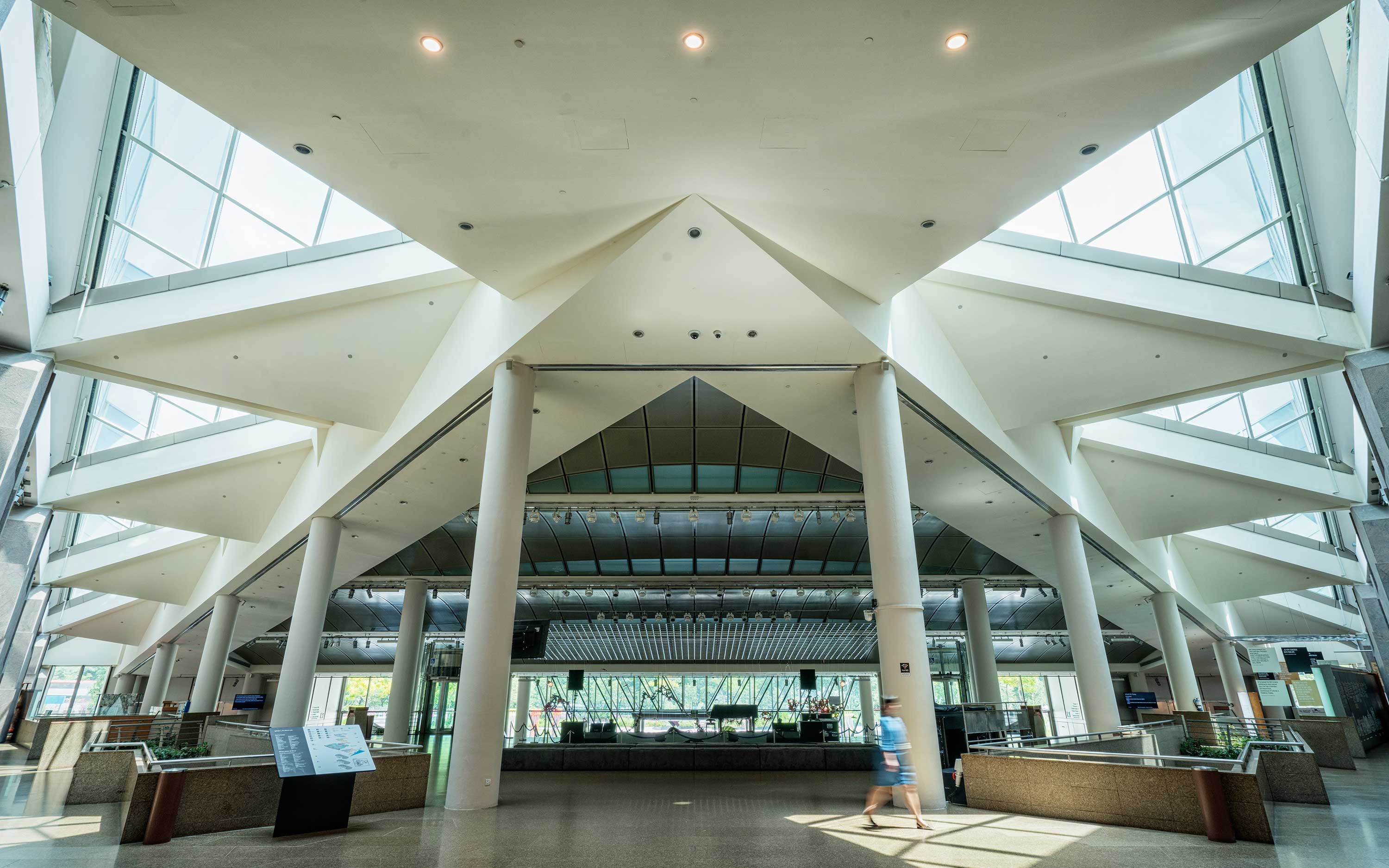 Image of Esplanade Concourse