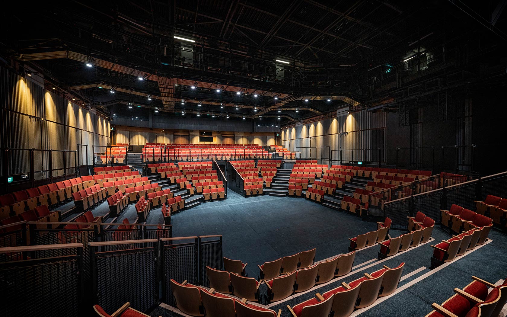 Image of the interior of the Singtel Waterfront Theatre with seats configured in the round.