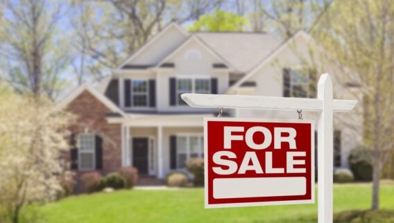 How To Become A Real Estate Agent: Job Outlook And Certifications