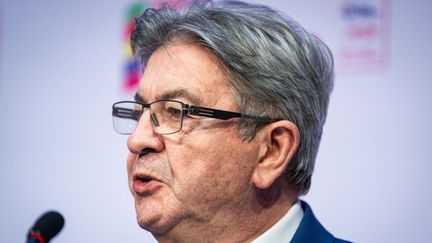 Jean-Luc Mélenchon lors d'une prise de parole après le premier tour des élections législatives, le 30 juin 2024 à Paris. (XOSE BOUZAS / HANS LUCAS / AFP)