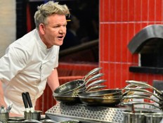 ‘Hell’s Kitchen’ customer records Gordon Ramsay screaming over Magali’s burned fish: ‘He’s getting pissed!’ [Exclusive Clip]