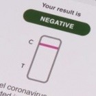 Bilderkennung von Teststreifen: Corona-Schnelltest mit unsinniger iPhone-Anbindung