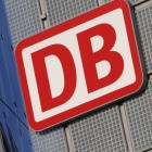 Akkuzug: Bahn treibt Elektrifizierung mit Oberleitungsinseln voran