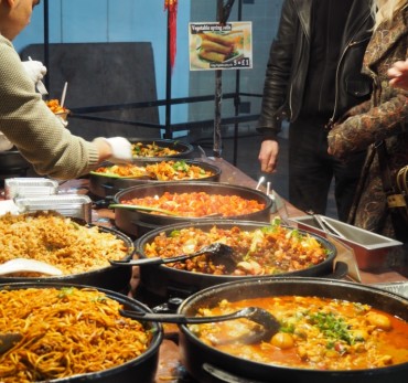 London - Brick Lane food stall. Photo Credit: ©Ursula Petula Barzey.