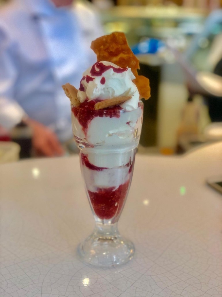 Sundae from The Parlour at Fortnums & Mason. Sorbets on sticks from Grom. The Parlour at Fortnum and Mason. Diary free 'Avolato' from Snowflake. Photo Credit: © Diane Williams.