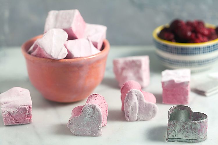 Homemade Raspberry Hibiscus Marshmallows (with corn syrup free option!)