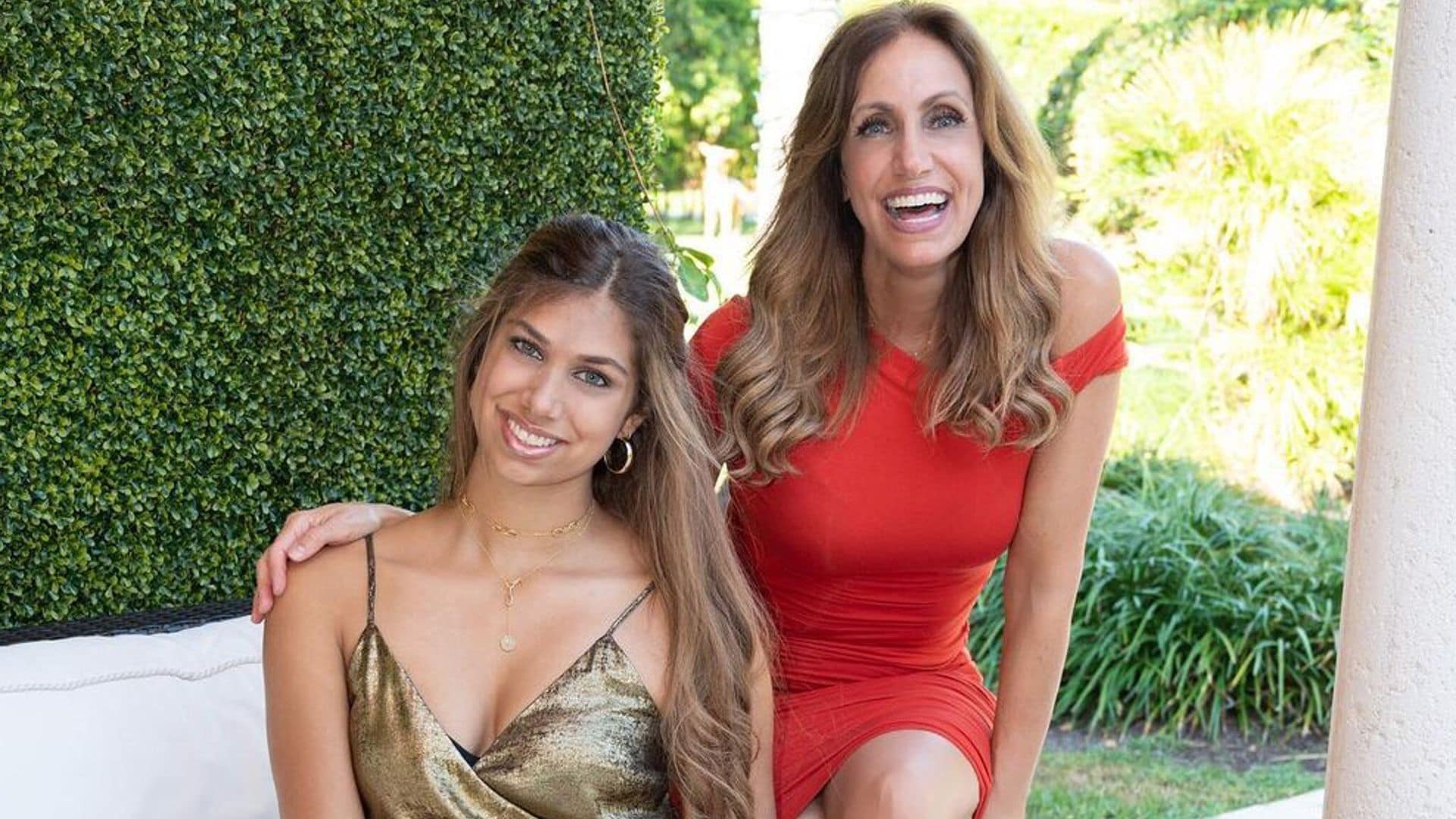 Lina, la hija de Lili Estefan ¡ya firmó su primer contrato como modelo!