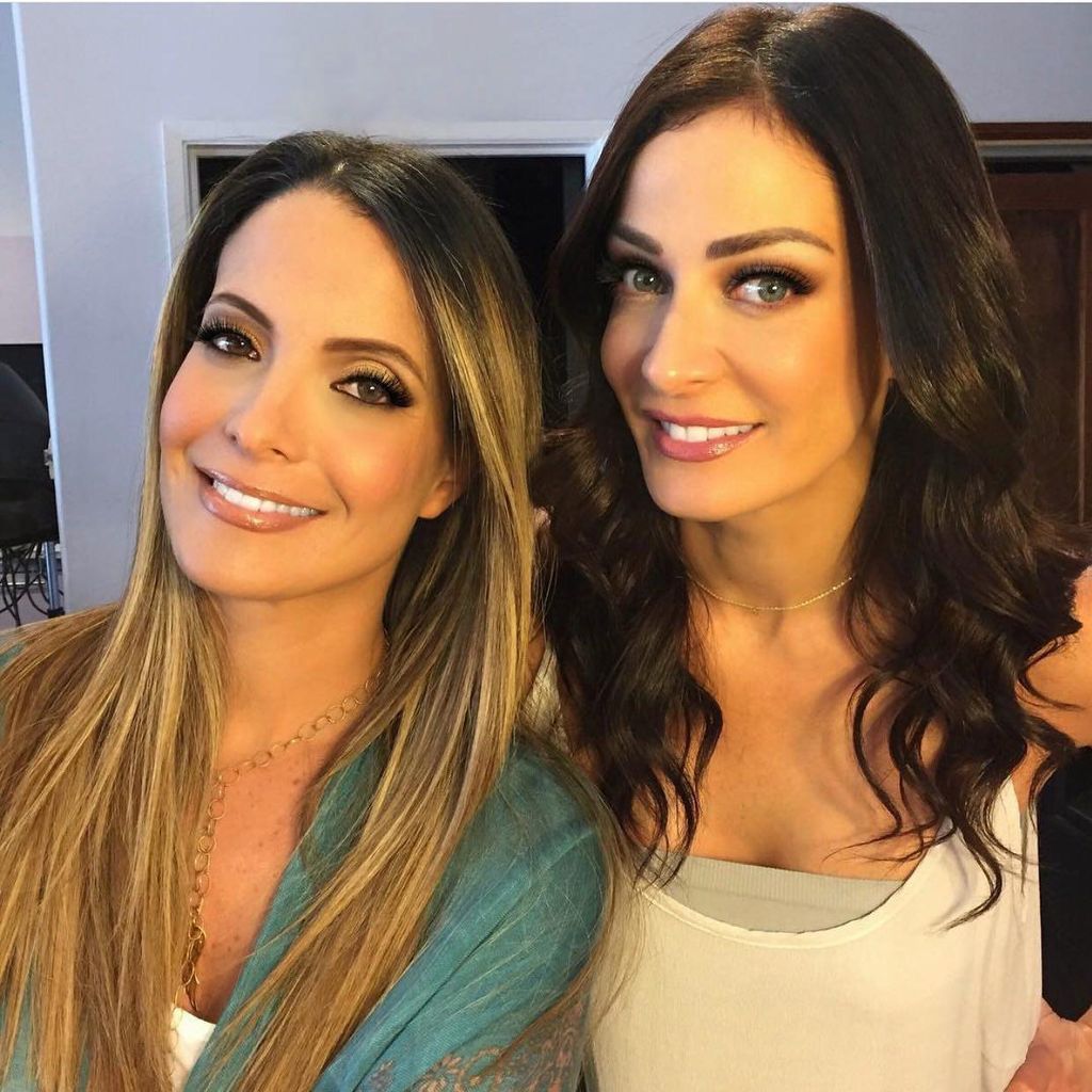 Dayanara Torres y su hermana Jinny