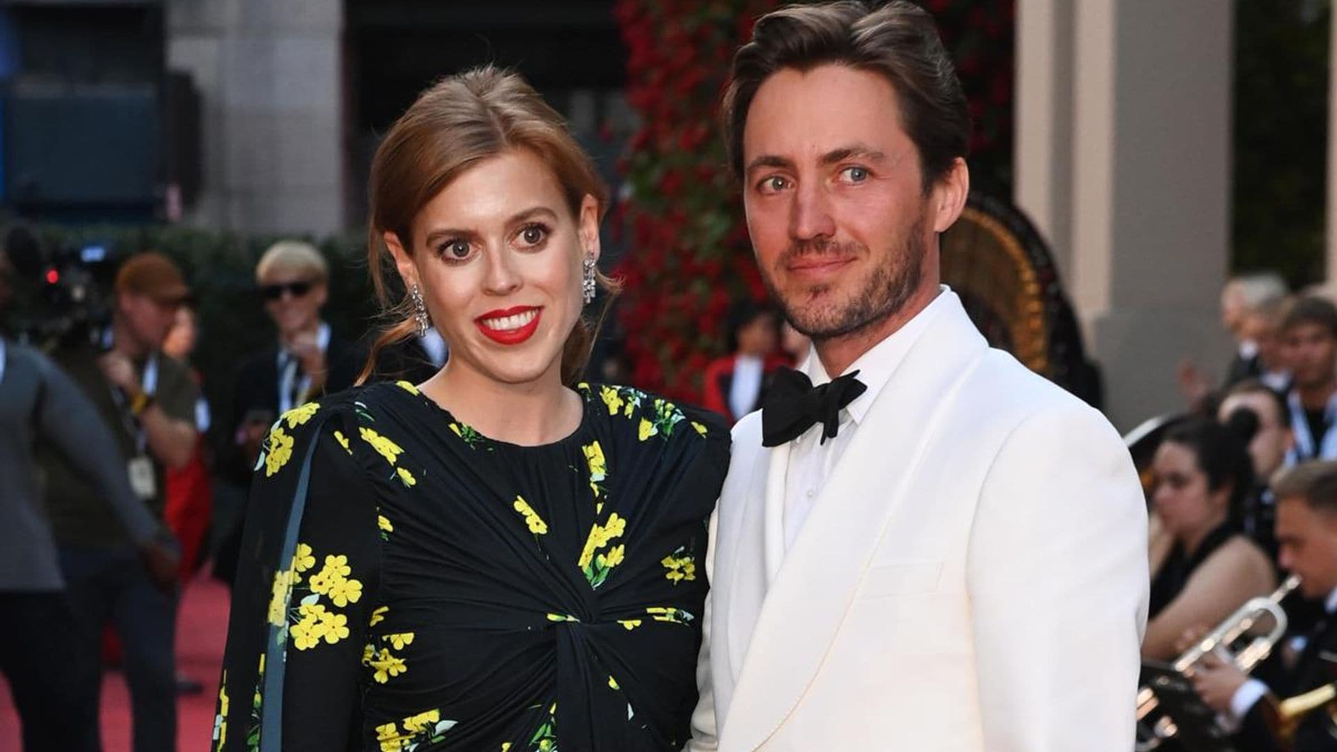 Princess Beatrice and Edoardo Mapelli Mozzi make glamorous red carpet appearance in London