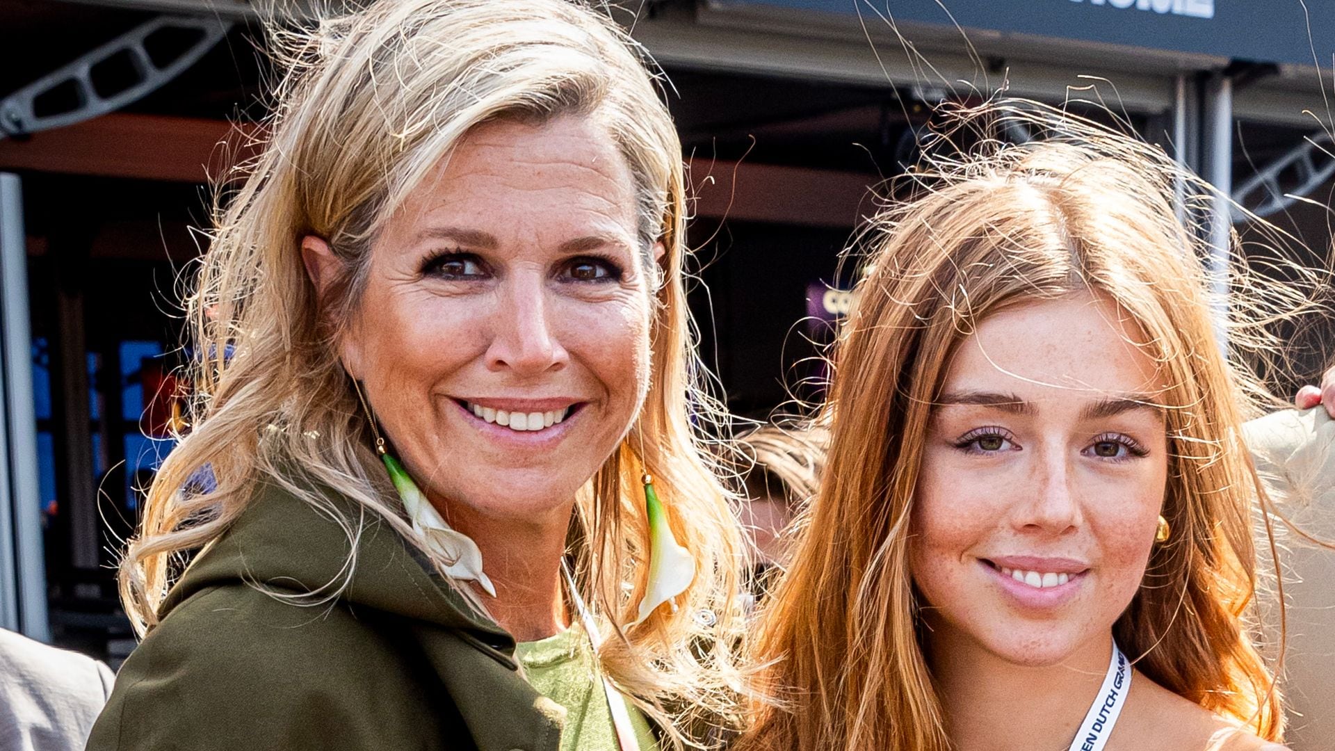 Is Princess Alexia's stunning scarlet look courtesy of her mom Queen Maxima?