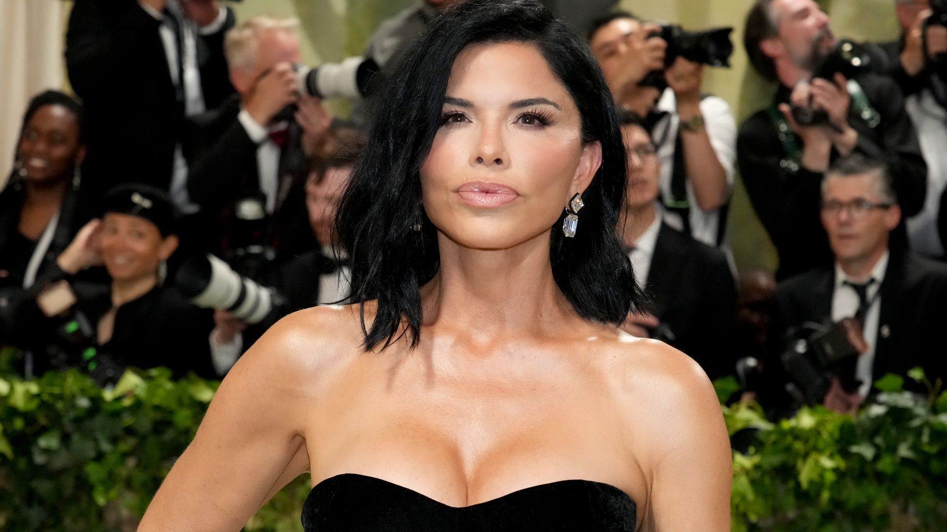 Lauren Sanchez wows in black at Dolce & Gabbana's fashion show in Italy